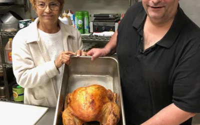 JOY OF THANKSGIVING SHINES BRIGHTLY AT PAPA JIM’S; CAMACHO WINS 4, AGAIN
